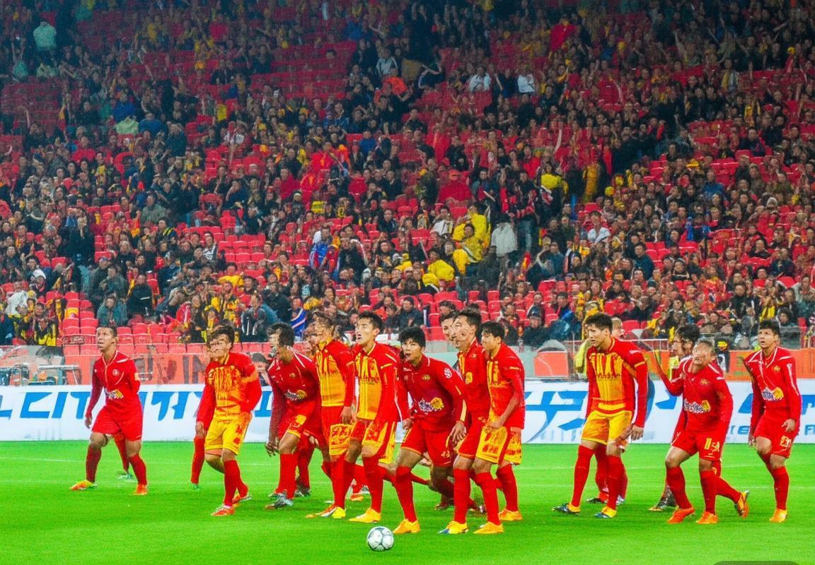 北京国安vs墨尔本胜利：主场对决，实力与斗志的较量